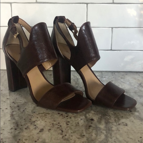 Banana Republic Shoes - Banana Republic Cognac heels